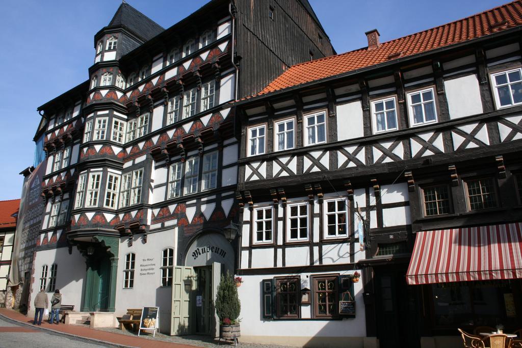 Hotel Garni Weisses Ross Stolberg i. Harz Esterno foto